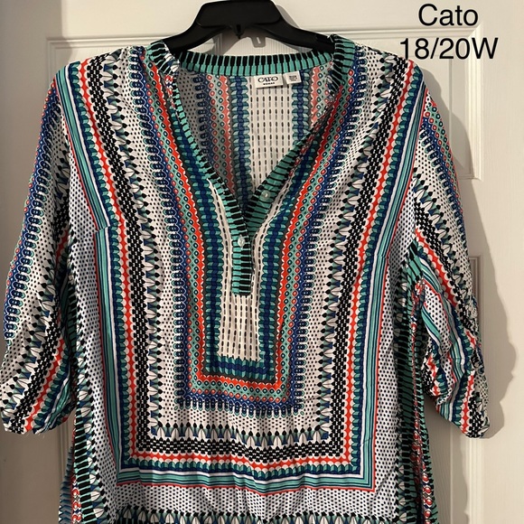 Cato brand top - Picture 1 of 1